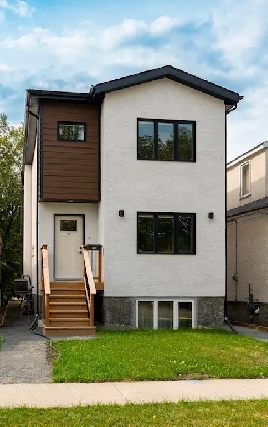 FOR SALE: A Newly Constructed Infill Duplex near Kildonan Park! Image# 1