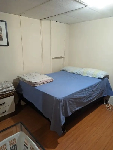 One Bedroom in the Basement is Available For Rent Immediately. Image# 2