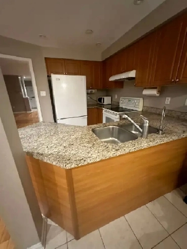 BRIGHT AND SPACIOUS ROOMS FOR RENT MISSISSAUGA Image# 4