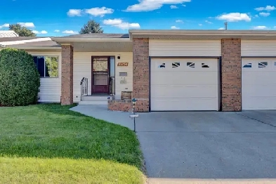 Amazing Bungalow Townhouse in Beaumaris Image# 1