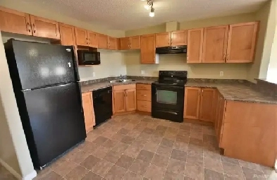 Luxurious 2 Bed 2 Bath Clareview Station Apartment for Rent Image# 1