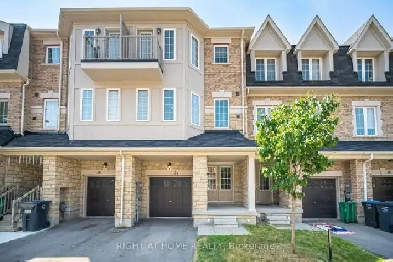 Beautiful 3 1 Townhome for Sale in Brampton! T-3 Image# 1