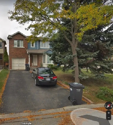 Room for rent in Brampton, Near Sheridan College (Boys) Image# 1