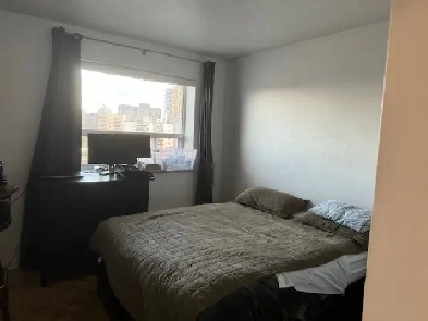 Single Private Furnished Room for Rent in Port Credit Image# 1