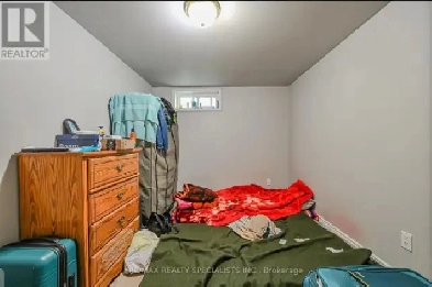 2 Bedroom Walkout Basement Image# 7