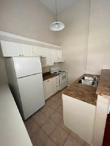 1 Bedroom, Central HFX, High Ceiling, Power Included - October 1 Image# 3