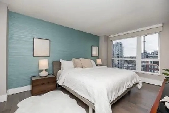 Downtown Vancouver Room Available – Move in Today Image# 1