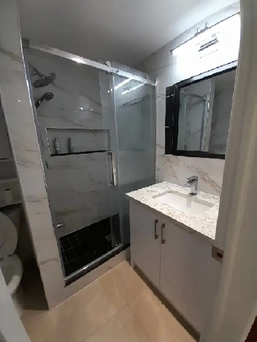 Short room with own bathroom and parking for $75 Image# 1