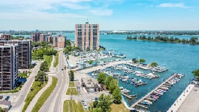 9099 RIVERSIDE DR E, UNIT #913 Image# 1