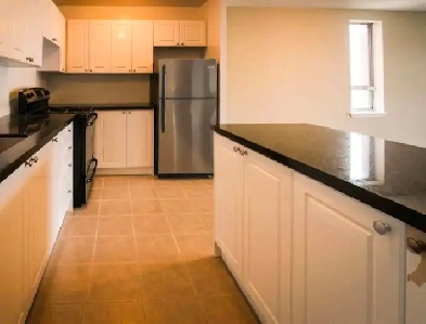 3Bed den 2 bath Luxury apartment for rent In North York Image# 1