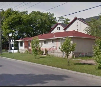 Nice spacious 2 bed Ritchie homes