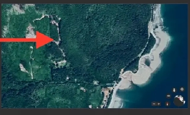 Log home on 50 acres - Haida Gwaii-worlds salmon fishing capital Image# 1