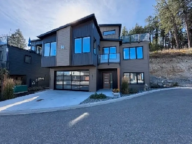 McKinley Beach, Kelowna - 3 bedroom newer house Image# 1