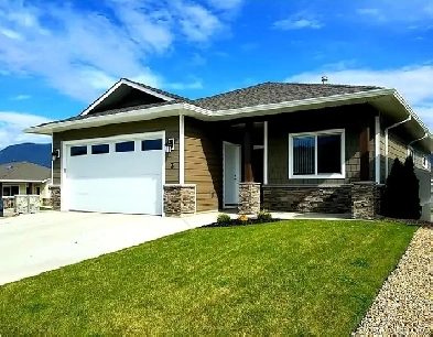 SALMON ARM - HOUSE FOR SHORT TERM RENTAL Image# 1