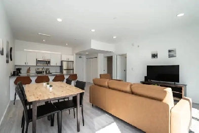 Modern 1BR/1.5Bath in North Kildonan Image# 1