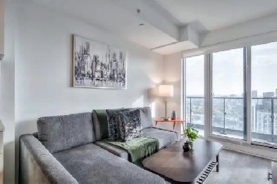 RivetStays - The Jarvis - Your Stylish Toronto Escape!