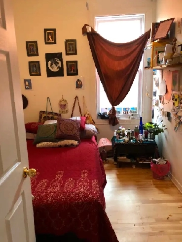 1 bedroom sublet in PSC for 550/month Image# 1