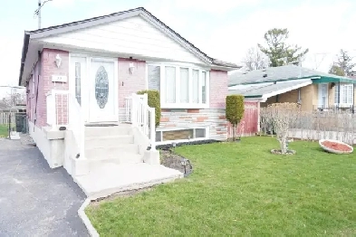 Modern 3-Bedroom Basement in a Quiet Neighbourhood