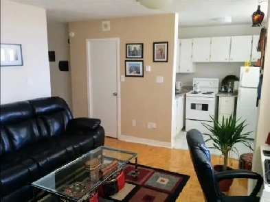 Furnished Bachelor Studio Apartment in downtown Toronto all uti