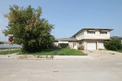 (FOR SALE) 405 Trent Ave in East Kildonan Image# 1