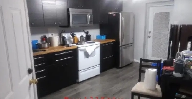 Room 4 Rent Near Sheridan/Oakville Place on bus route Image# 1