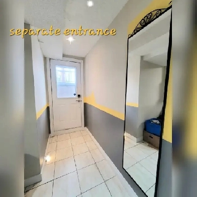 Room for Rent - Steeles & Bathurst (Nov 30~)