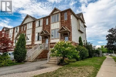 Beautiful Grimsby Home for Rent Prime Location Image# 1