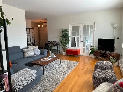 WESTMOUNT GREAT LOCATION BY PARK 3BD2BT 1200SQFT AC HEATING INCL Image# 1