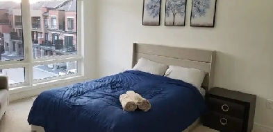 Furnished Room for Rent Near Ajax GO Station - Oshawa / Durham R