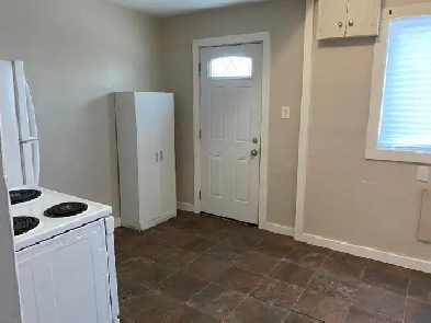 2 Bedroom Duplex for rent. Image# 2