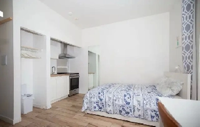 Amazing Studios Downtown Image# 1