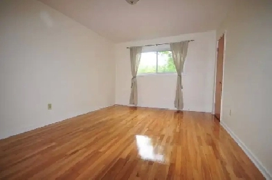 Ahuntsic (Domaine Saint-Sulpice) – 5½ Beau et grand