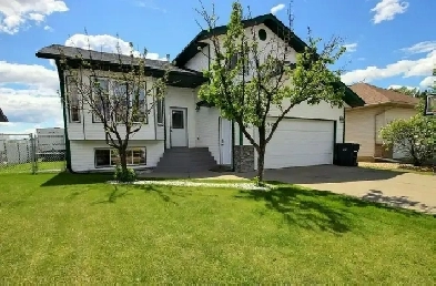 4325 45 Ave, St. Paul, AB Image# 1