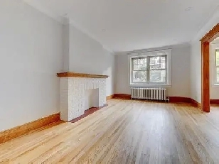 Renovated 5 1/2 in historic Westmount building heating included! Image# 1