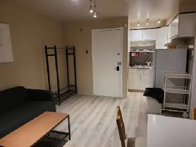 2 rooms for rent on Crescent Street $850/mo - everything incl Image# 1