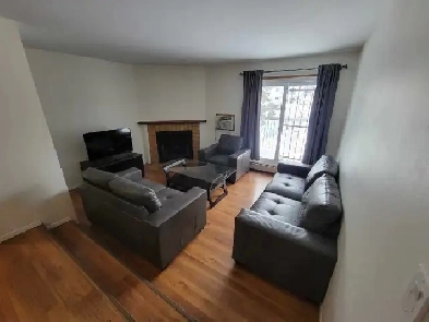 2 Bed/1 Bath Near U of M (ALL utilities included) Image# 1