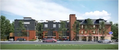 On the Market - Commercial/Retail - Great Opportunity! Royal Yor