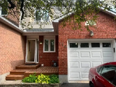 Bedroom for rent near kanata IT park Image# 1