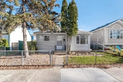 CUTE 2 BEDROOM BUNGALOW FOR SALE - WESTON AREA! Image# 1