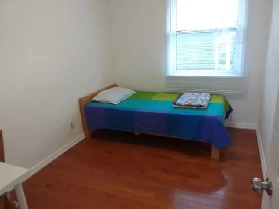 Private room for rent: 40/night Image# 2