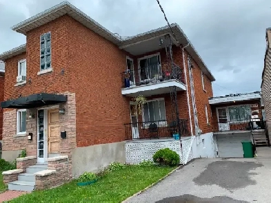 3  BIG bedrooms -  5-1/2 in Lachine-Fully Renovated Magnificent Image# 1