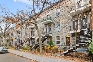 TRIPLEX PLATEAU-MONT-ROYAL ! Image# 1