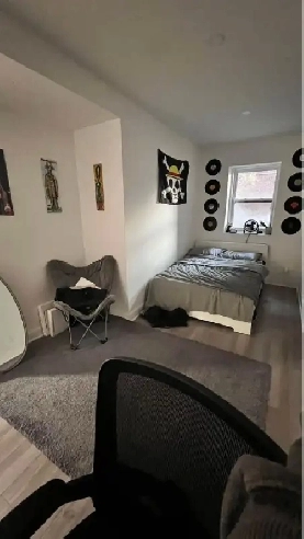 SOUS-LOCATION D’UNE CHAMBRE DANS UNE COLOC 4 1/2 (pour étudiant) Image# 4