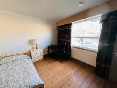 Room for Rent (Yonge and Steeles) Image# 1