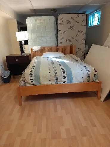 Short-term rental suite with a private bathroom and free parking