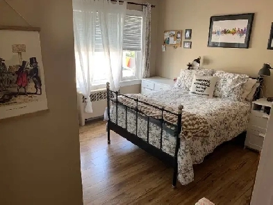 TWO BEDROOM APARTMENT WITH PARKING CLOSE TO DOWNTOWN OTTAWA