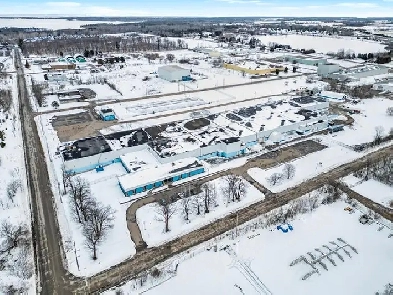 INDUSTRIAL WAREHOUSE BUILDING For Lease in Arnprior Image# 2