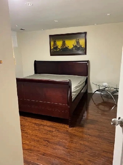 Basement Rooms for Rent near Markham & Ellesmere Image# 1