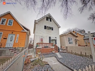 MEGAHOMES NEW LISTING - 915 LIPTON ST