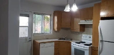 Ahuntsic, 4-1/2 rénové Image# 1